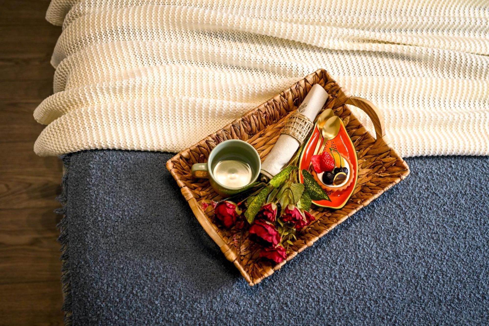 Old Town Charm - Modern & Comfortable Accommodation In The Heart Of The City Boekarest Buitenkant foto