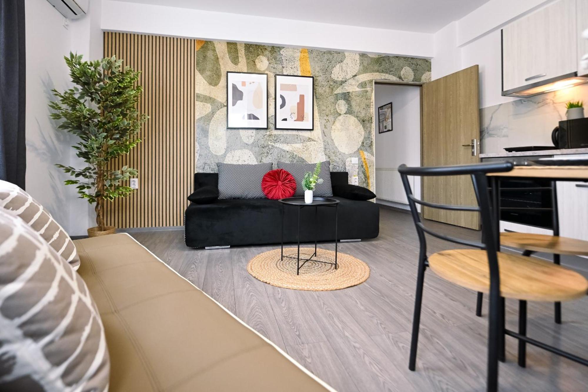 Old Town Charm - Modern & Comfortable Accommodation In The Heart Of The City Boekarest Buitenkant foto
